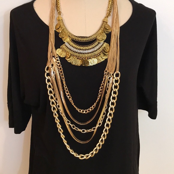 Gold coin chain statement necklace boutique - Picture 5 of 7